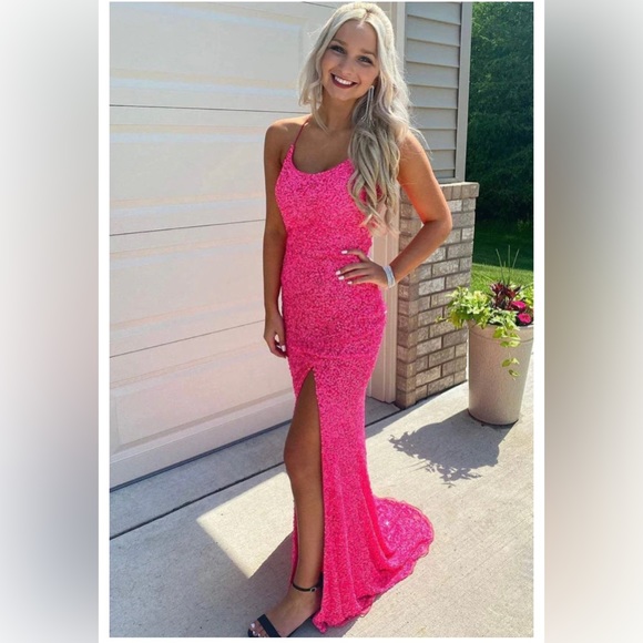 Hot pink sherri hill prom dress - Picture 2 of 10